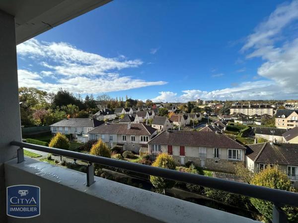 Appartement à louer 2 pièces 47.2m² Falaise (14700)