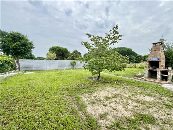 Maison à louer |  AMBARES ET LAGRAVE |  5 pièces | 134 m²