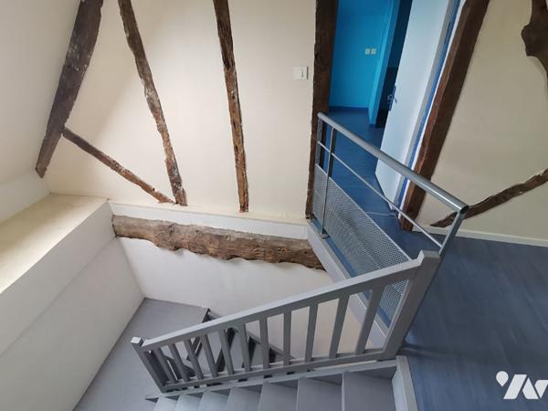 GEVEZE - Ancien manoir rénové, 145 m² hab. avec garage terrain de 1685 m² env.