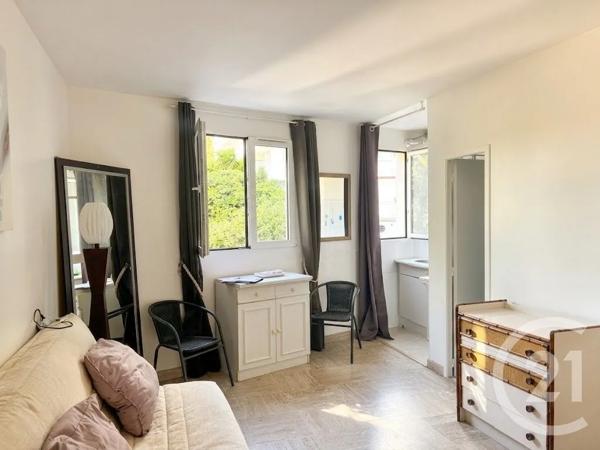 Appartement F1 à vendre  1 pièce - 24,21 m 2   ANTIBES  - 06