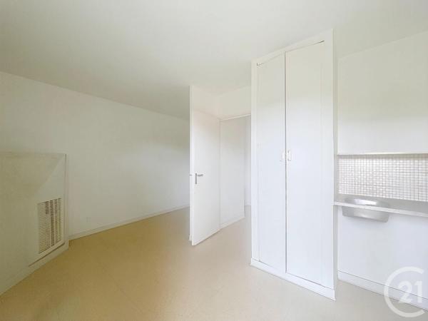 Appartement F1 à vendre  1 pièce - 24,21 m 2   ANTIBES  - 06
