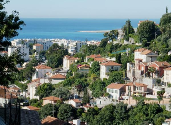 Quartier résidenciel-calme-Villa-Piscine