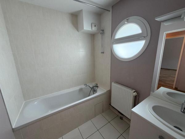 Appartement 3 pièce(s) 2 chambre(s) 75.02 m²