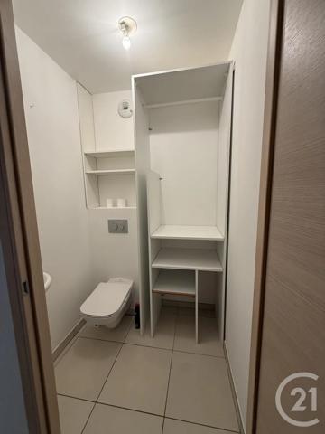 Appartement F4 à vendre  4 pièces - 84,43 m 2   POISY  - 74
