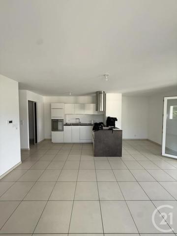 Appartement F4 à vendre  4 pièces - 84,43 m 2   POISY  - 74