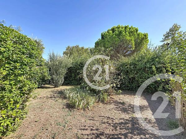 Maison à vendre  5 pièces - 114,69 m 2   ST MARTIN DE CRAU  - 13