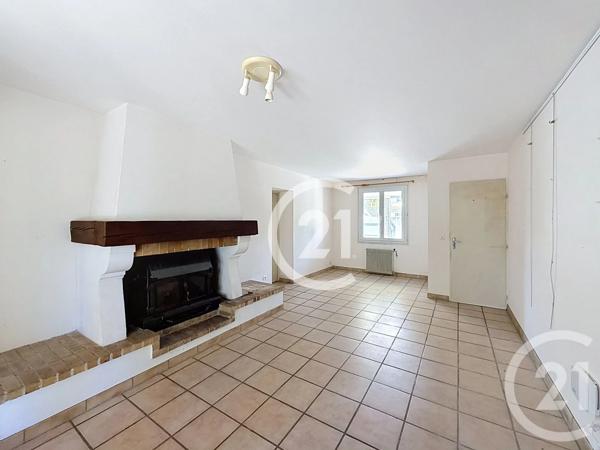 Maison à vendre  5 pièces - 114,69 m 2   ST MARTIN DE CRAU  - 13