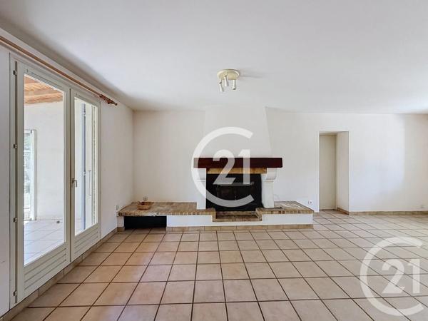 Maison à vendre  5 pièces - 114,69 m 2   ST MARTIN DE CRAU  - 13