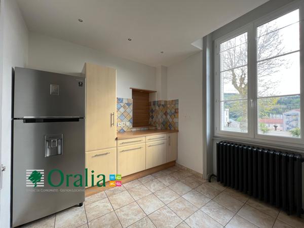 Appartement · Location Tarare (69170) 3 pièces · 85m²