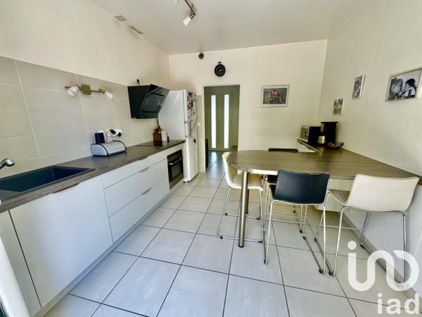 Maison à vendre 5 pièces 113 m² Nîmes