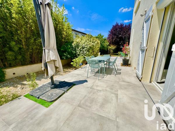 Maison à vendre 5 pièces 113 m² Nîmes