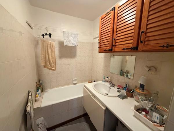 Appartement · Vente Paris (75016) 4 pièces · 81m²