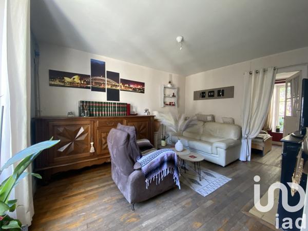 Appartement 3 pièces de 49 m² à Épernon (28230)