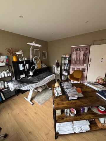 Local d'activité Lomme 69 m2