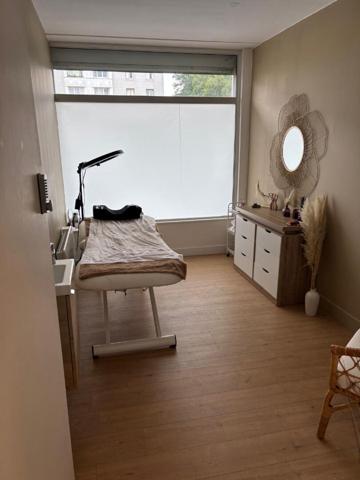 Local d'activité Lomme 69 m2