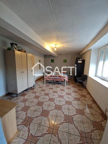 Ancien corps de ferme à rénover