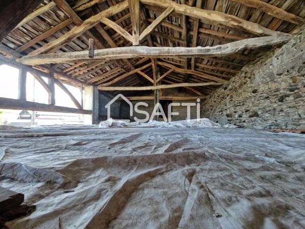 Ancien corps de ferme à rénover