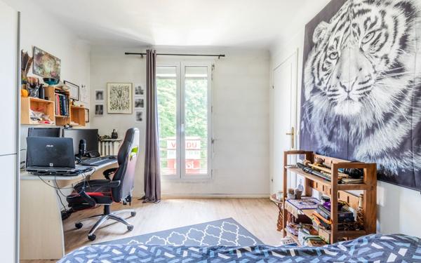 Appartement à vendre    3 pièces • 51,41 m2 Créteil