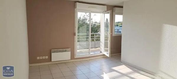 Appartement à louer 2 pièces 45.15m² Lens (62300)