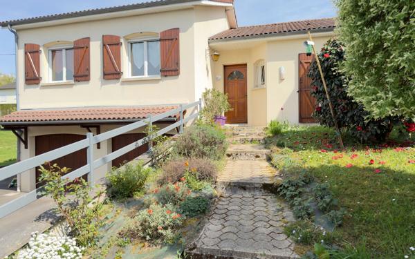 Maison à vendre    5 pièces • 114,55 m2 Saint-Junien