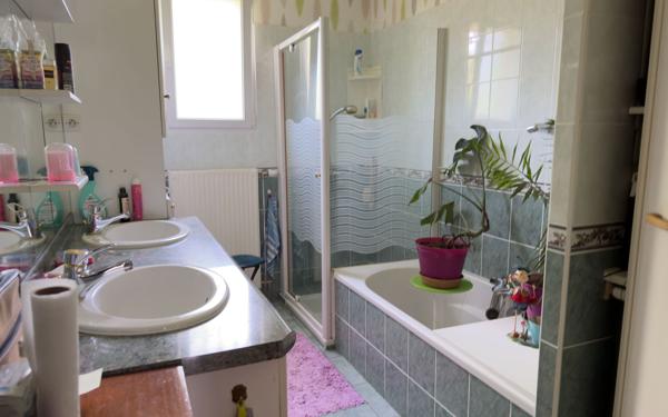 Maison à vendre    5 pièces • 114,55 m2 Saint-Junien