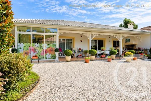 Maison à vendre  5 pièces - 105,70 m 2   ANDERNOS LES BAINS  - 33