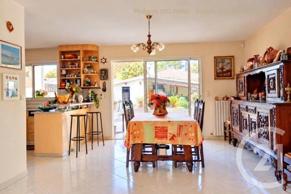 Maison à vendre  5 pièces - 105,70 m 2   ANDERNOS LES BAINS  - 33
