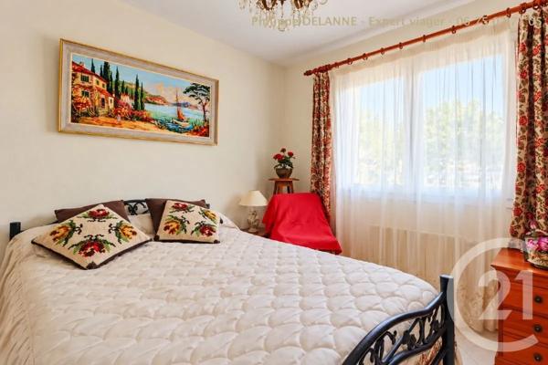Maison à vendre  5 pièces - 105,70 m 2   ANDERNOS LES BAINS  - 33
