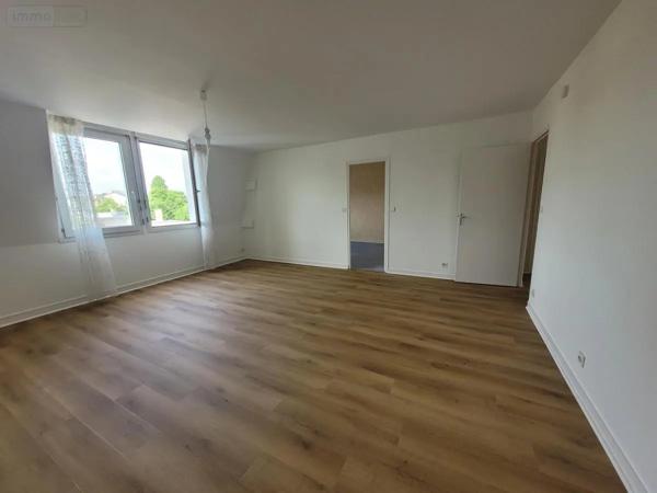 Achat - Appartement Sablé-sur-Sarthe 72300 4 pièces 90 m 2 723 m 2