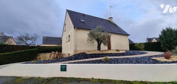LA GUERCHE DE BGNE - Centre ville - Pavillon avec terrain