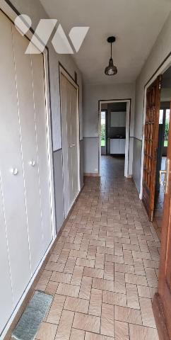 LA GUERCHE DE BGNE - Centre ville - Pavillon avec terrain