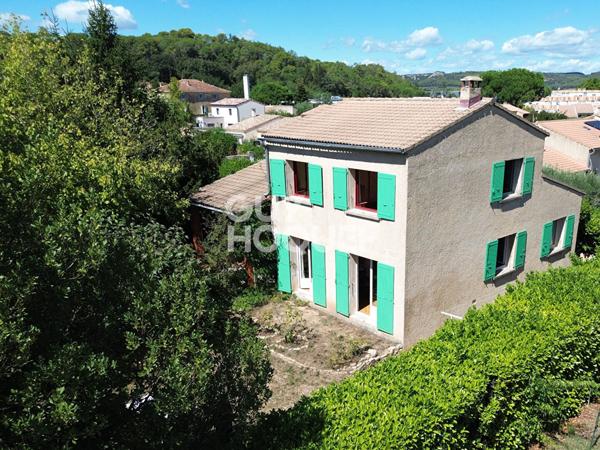 Maison spacieuse à vendre à Bagnols sur Cèze - Une opportunité à ne pas manquer !