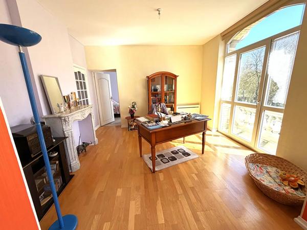 Appartement à vendre 3 pièces 147.87m² Calais (62100)