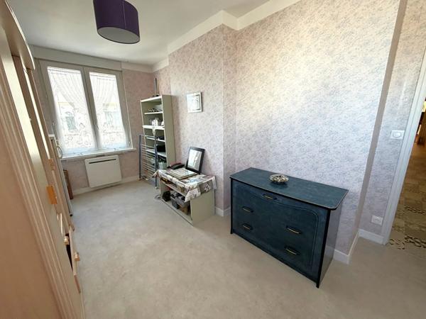 Appartement à vendre 3 pièces 147.87m² Calais (62100)