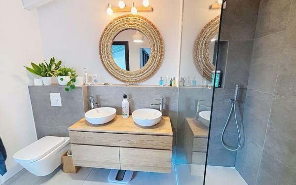 Maison à vendre    5 pièces • 180 m2 Saint-Jean-de-Luz