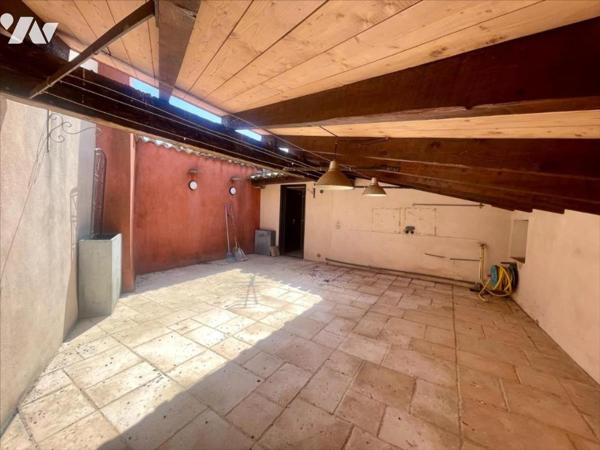 Appartement de 203 m² avec garage et terrasse