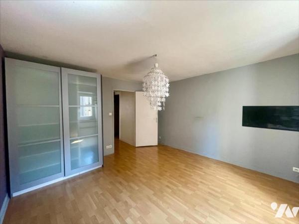 Appartement de 203 m² avec garage et terrasse
