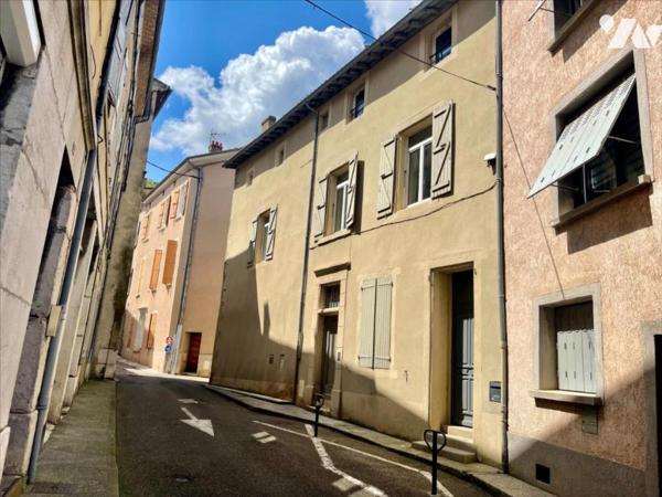 Appartement de 203 m² avec garage et terrasse