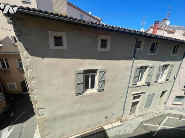 Appartement de 203 m² avec garage et terrasse