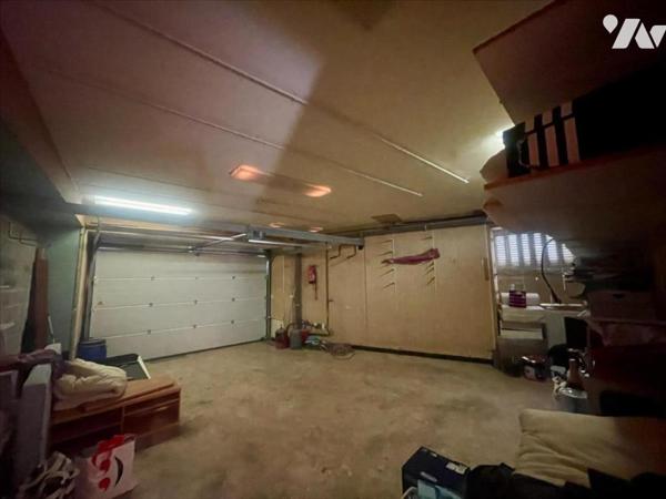 Appartement de 203 m² avec garage et terrasse