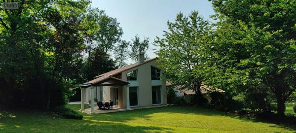 Achat - Maison Les Herbiers 85500 9 pièces 254 m 2 3000 m 2