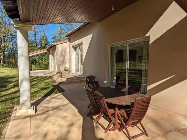 Achat - Maison Les Herbiers 85500 9 pièces 254 m 2 3000 m 2