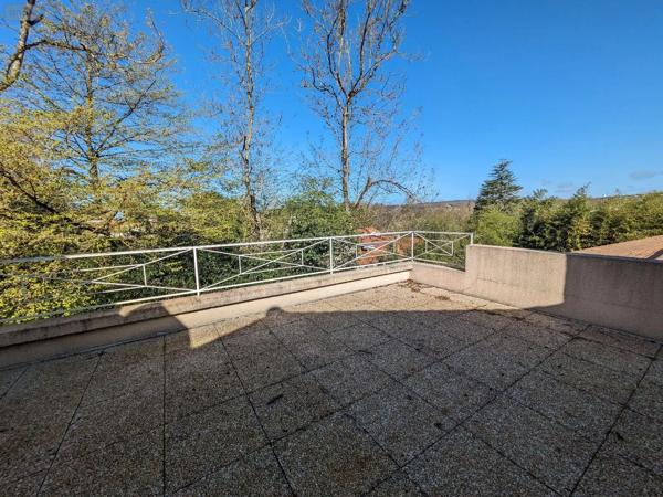 Achat - Maison Les Herbiers 85500 9 pièces 254 m 2 3000 m 2