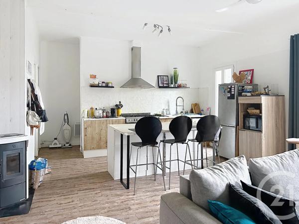Appartement F3 à vendre  3 pièces - 82,40 m 2   AMELIE LES BAINS PALALDA  - 66