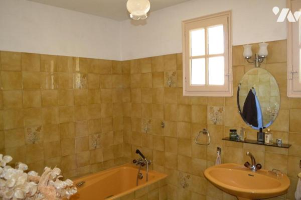 MAISON INDIVIDUELLE AVEC TERRAIN ATTENANT DE 3552 m²