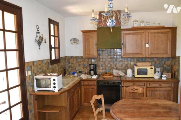 MAISON INDIVIDUELLE AVEC TERRAIN ATTENANT DE 3552 m²