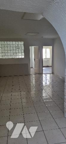A GIVORS (Rhône), rue Fleury Neuvesel, appartement T3 à usage d'habitation.
