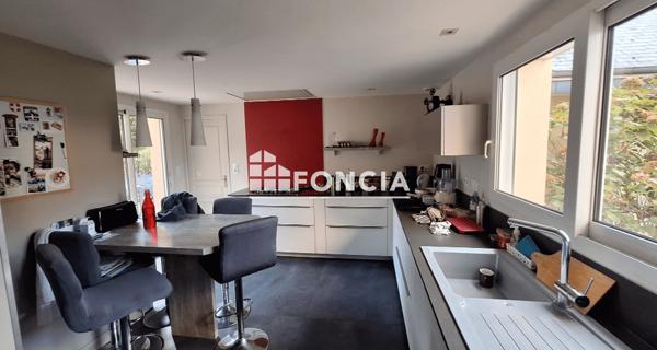 À vendre Maison 7 pièces 195 m² - Chartres-de-bretagne 35131