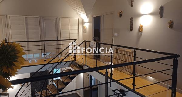 À vendre Maison 7 pièces 195 m² - Chartres-de-bretagne 35131