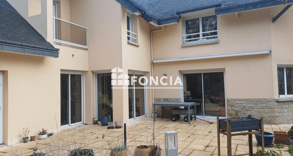 À vendre Maison 7 pièces 195 m² - Chartres-de-bretagne 35131